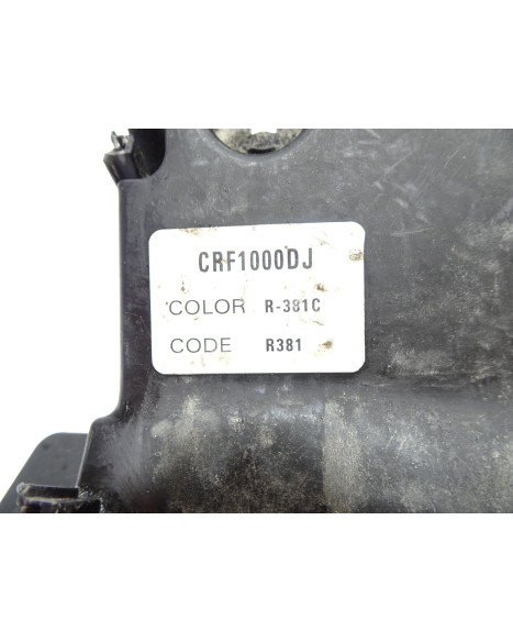Honda CRF1000 Africa Twin, plastdetalj invändig