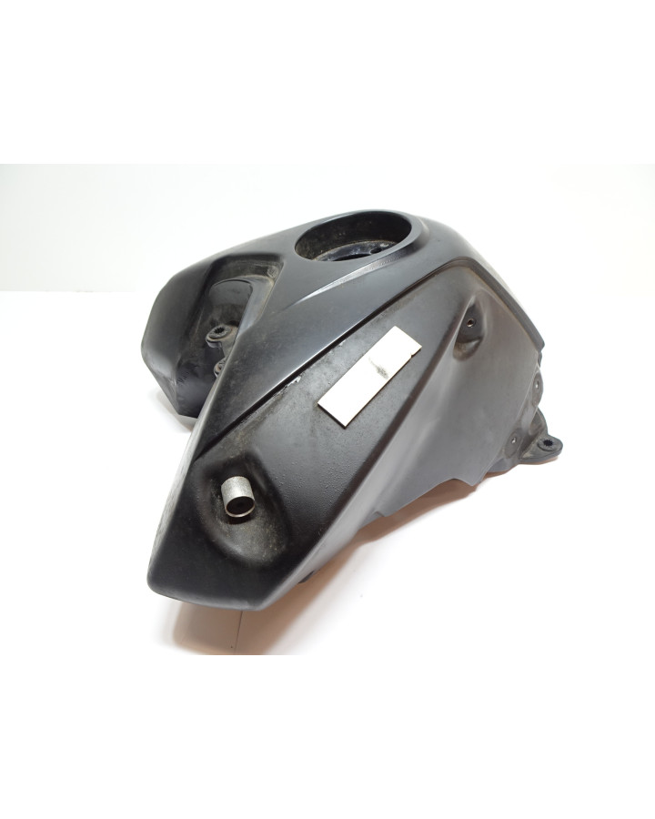 KTM 690 Duke, bränsletank