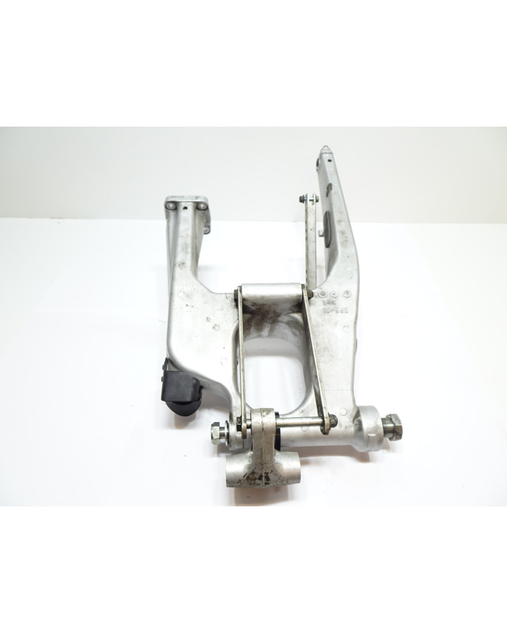 Yamaha FJR 1300, sving