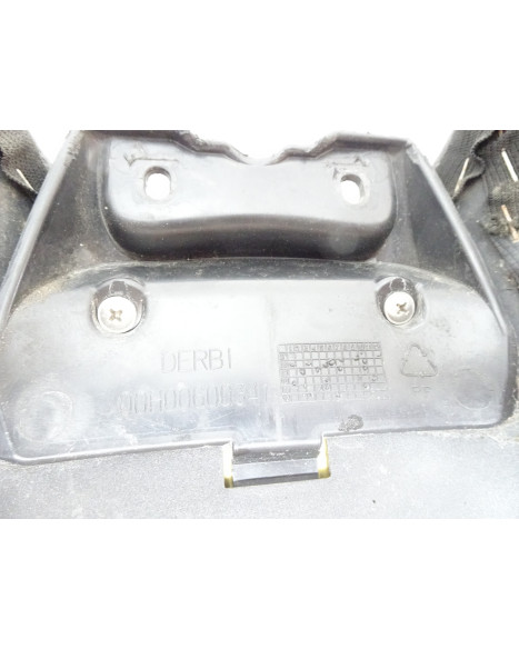 Derbi Senda/Gilera SMT, sadel