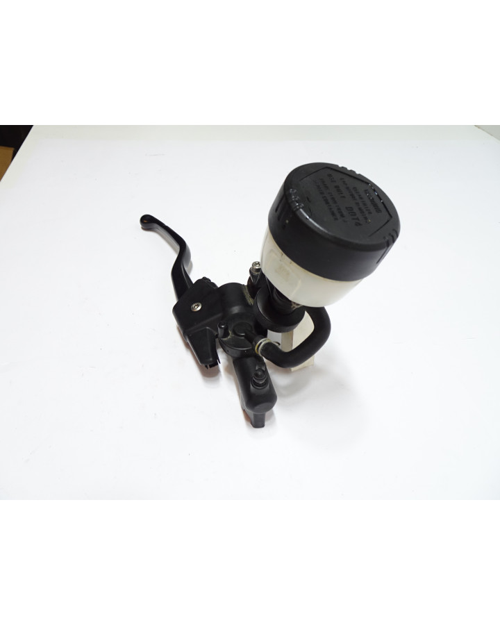 BMW F650GS, bromscylinder fram