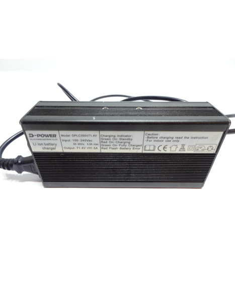 Dazz 3.0, batteriladdare