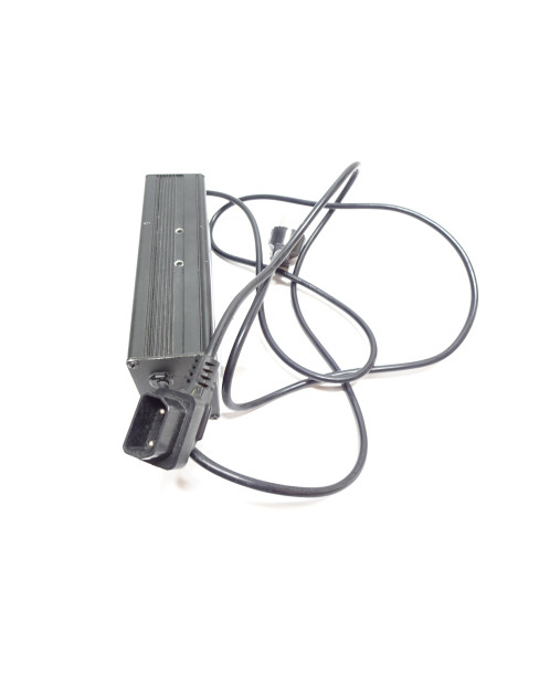 Dazz 3.0, batteriladdare 2