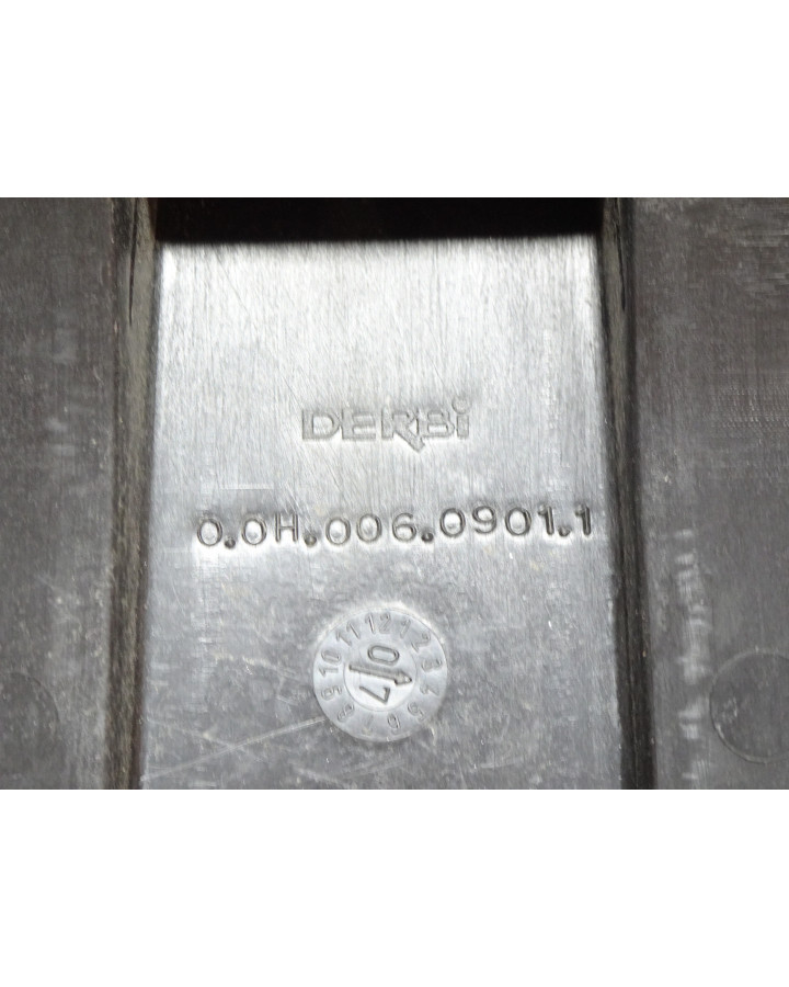 Derbi Senda/Gilera SMT, sadel