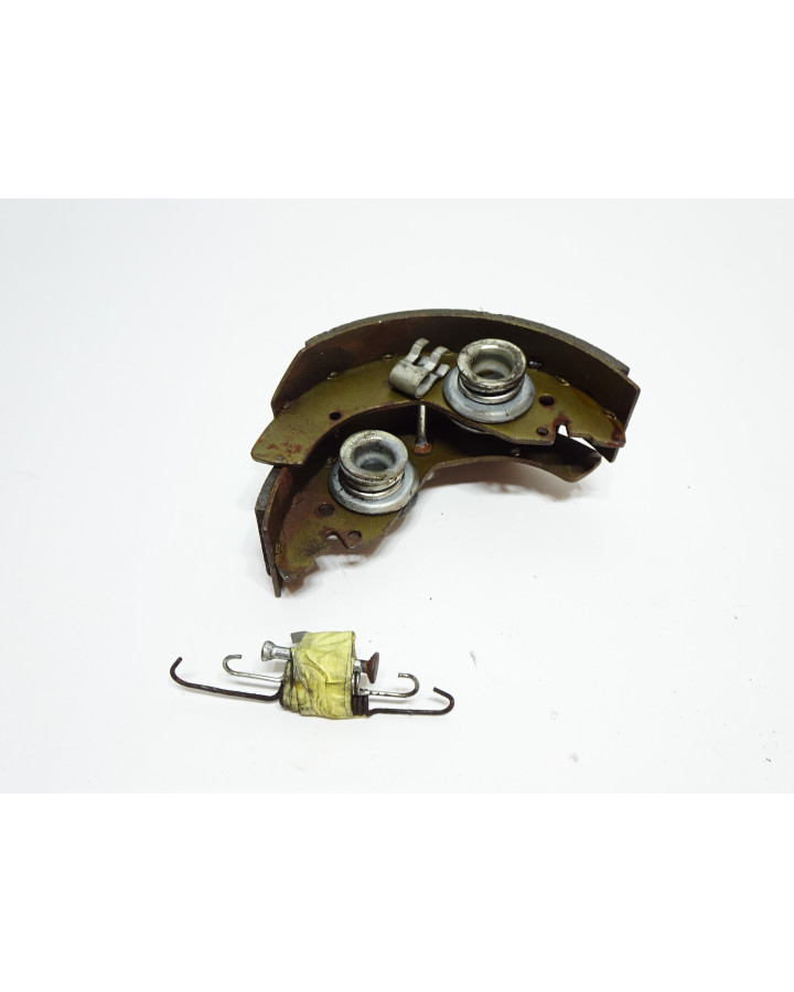 Chatenet CH26, bromsbackar