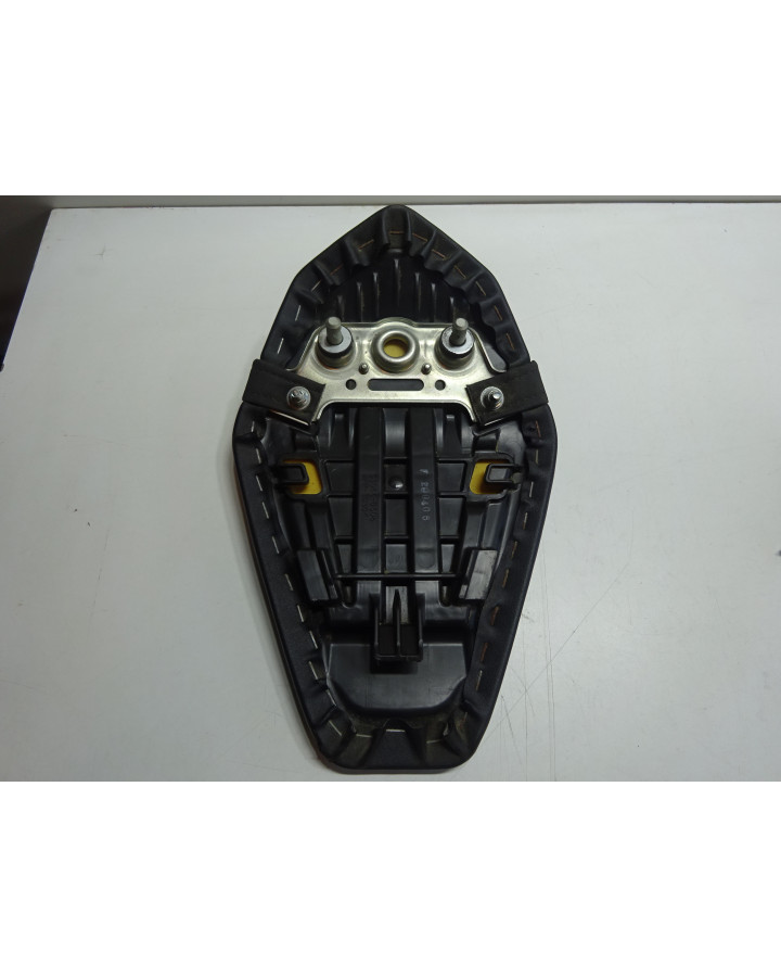 Kawasaki ZX-10R, passagerarsadel