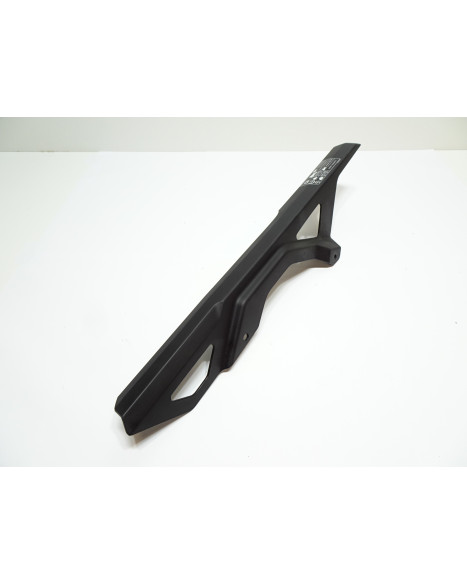 Suzuki GSX-8S, kedjeskydd