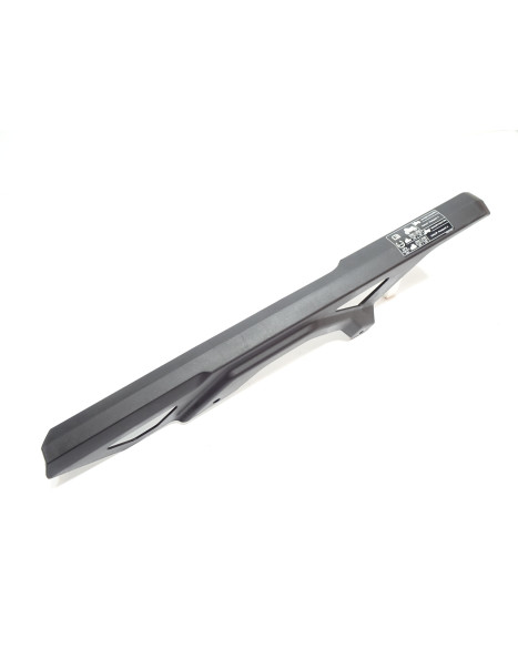 Suzuki GSX-8S, kedjeskydd