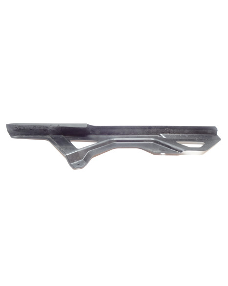 Suzuki GSX-8S, kedjeskydd