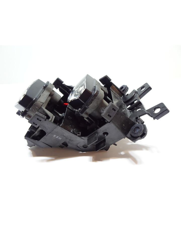 Suzuki GSX-8S, framlykta