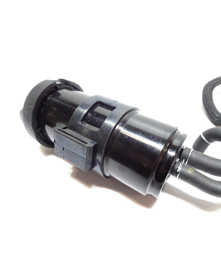 Suzuki GSX-8S, evap/canister