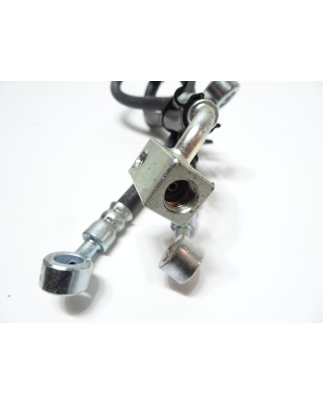 Suzuki GSX-8S, bromsslangar fram