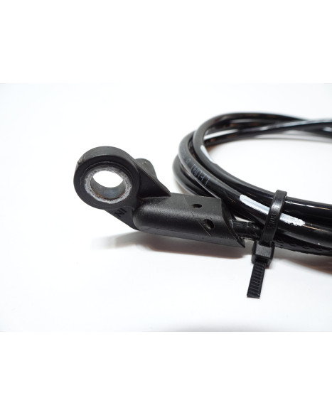 Suzuki GSX-8S, ABS-givare bak