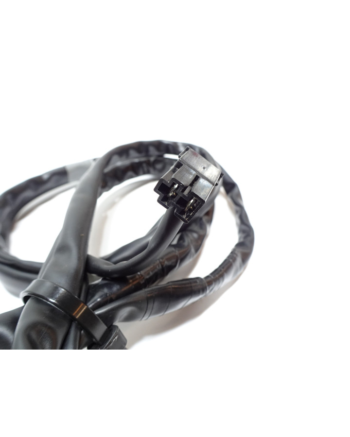 Suzuki GSX-8S, omkopplare med handtag höger