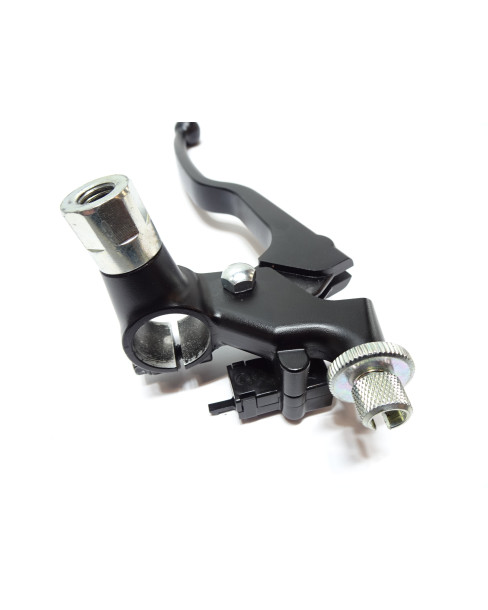 Suzuki GSX-8S, kopplingsklove med grepp 2