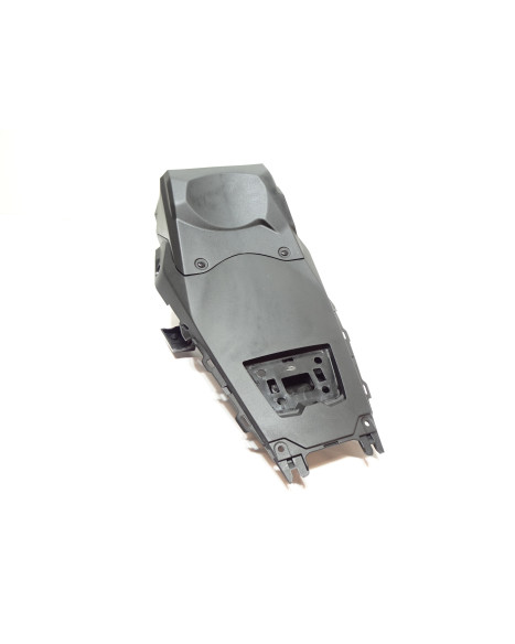 Suzuki GSX-8S, inre stänkskärm