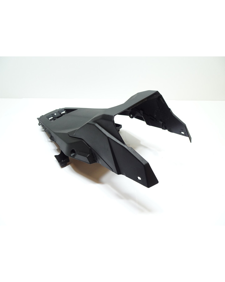 Suzuki GSX-8S, inre stänkskärm