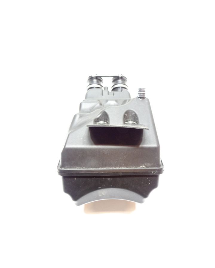 Suzuki GSX-8S, luftburk