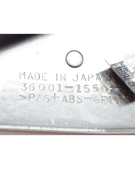 Kawasaki VN800 Classic, sidokåpa vänster