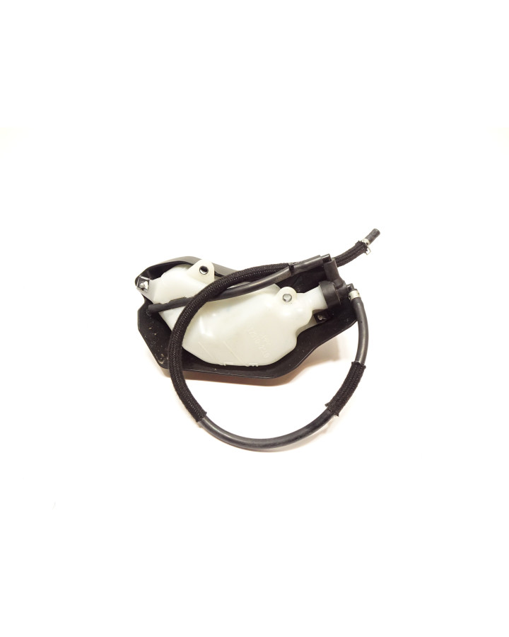 Suzuki GSX-8S, expansionskärl