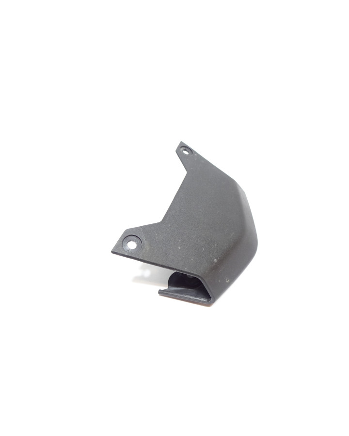 Suzuki GSX-8S, bakre mittkåpa