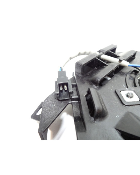 Suzuki GSX-8S, kylarfläkt