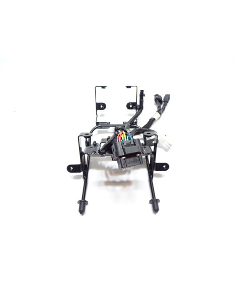 Suzuki GSX-8S, fäste hastighetsmätare/framlykta