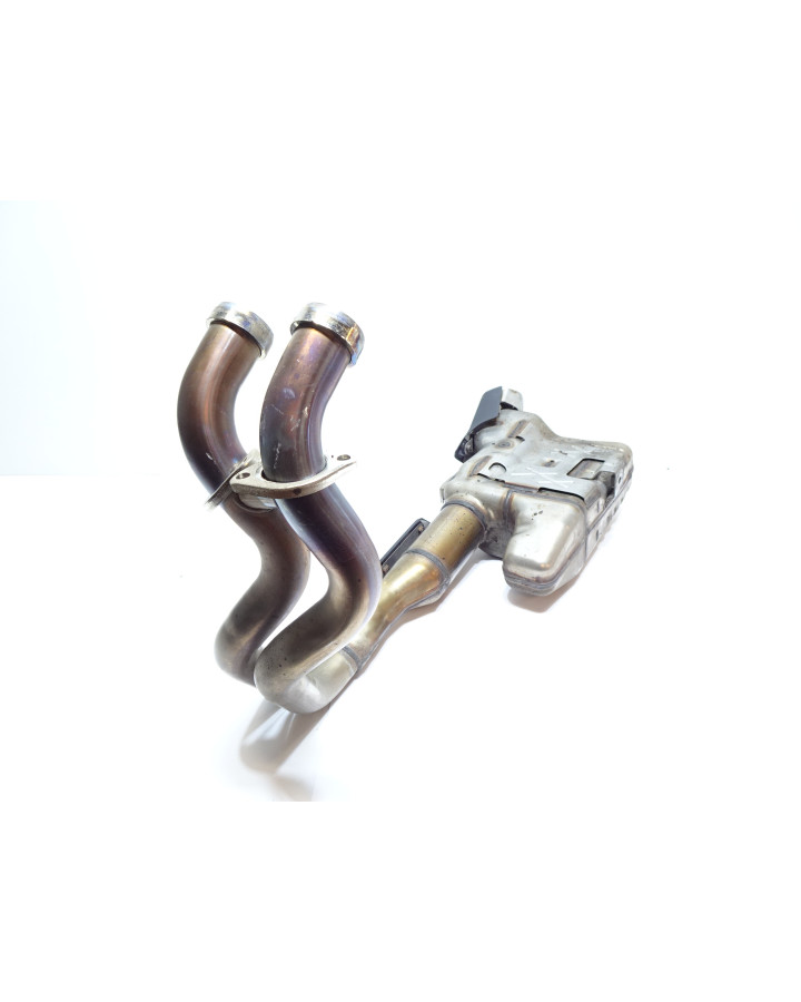 Suzuki GSX-8S, avgassystem