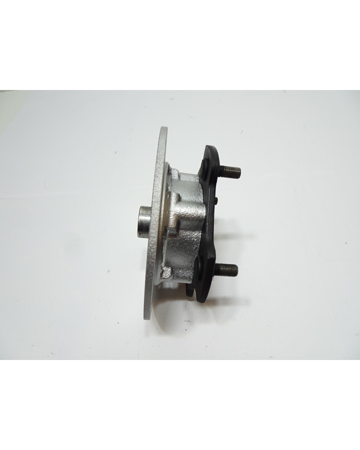 Aixam A741/Crossline, hjulnav med bromsskiva fram