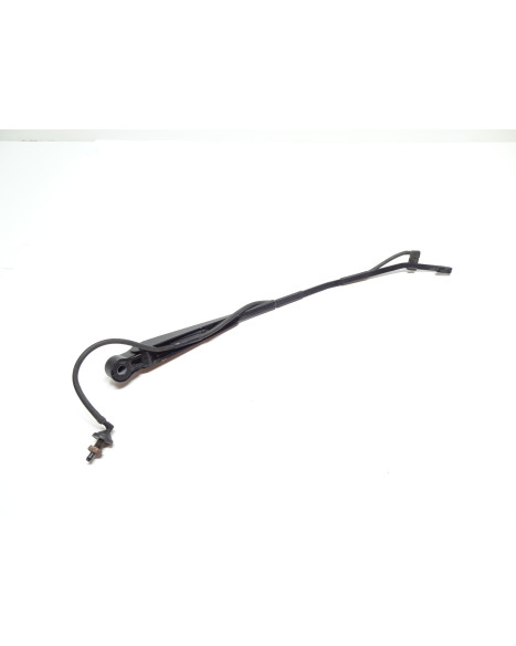 Aixam S8, torkararm fram