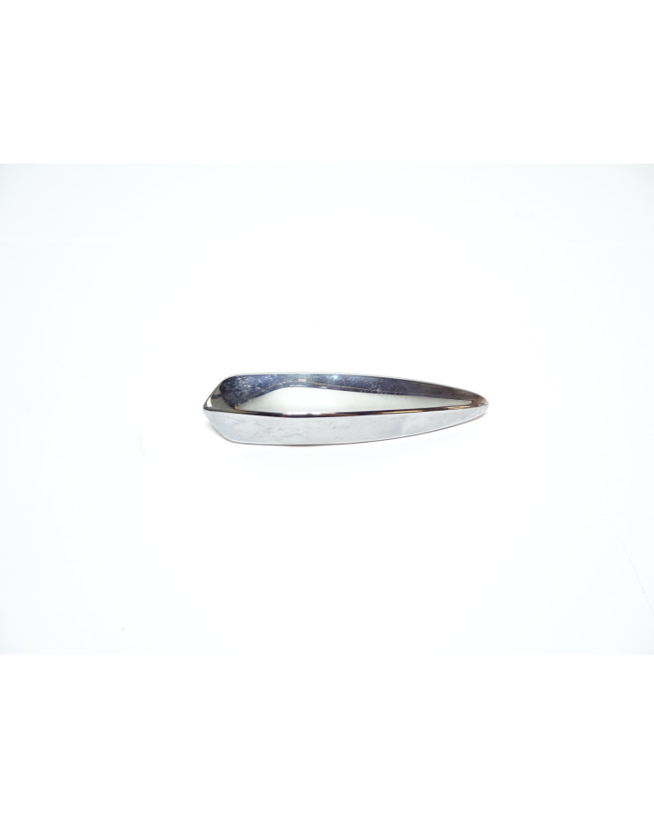 Vespa Primavera, kromlist framskärm