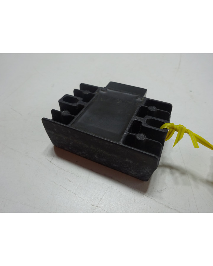 Yamaha Neos, voltregulator