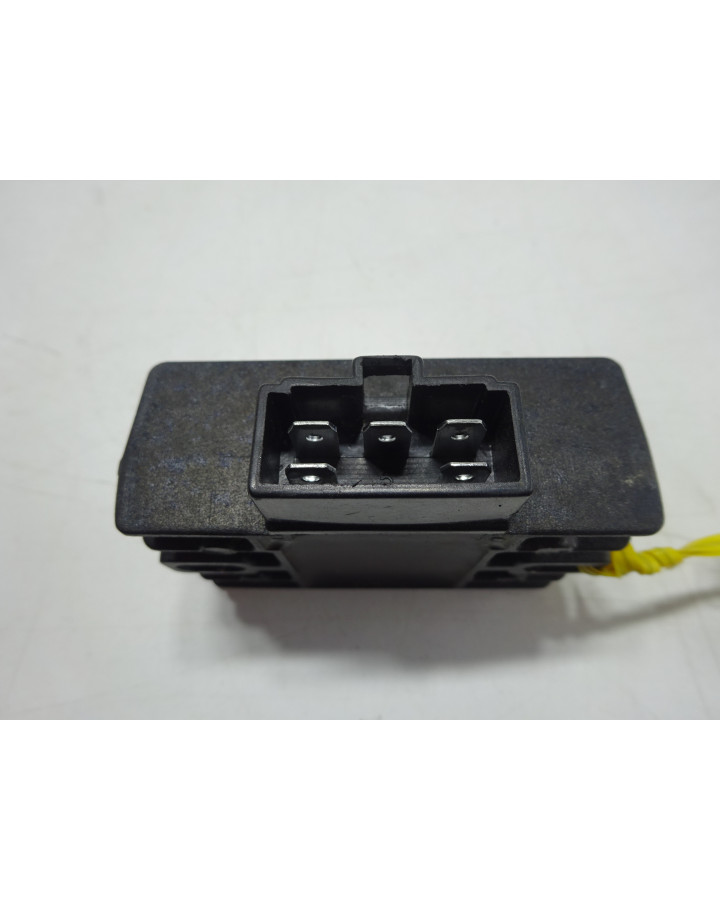 Yamaha Neos, voltregulator