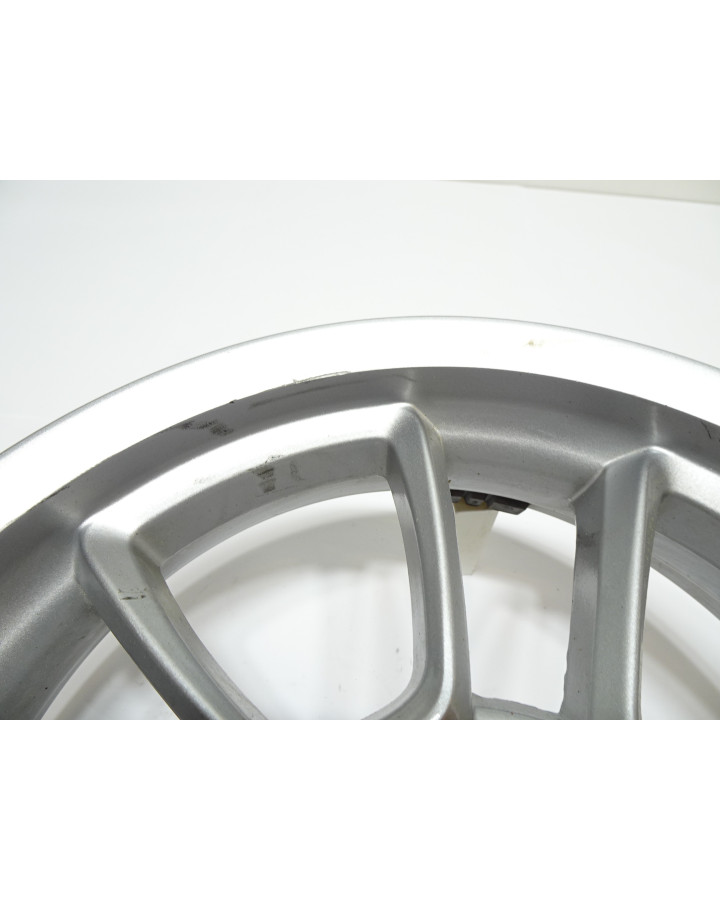 Vespa Primavera, framfälg