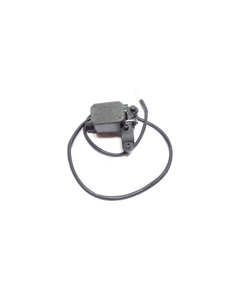 Yamaha Aerox, bromscylinder fram