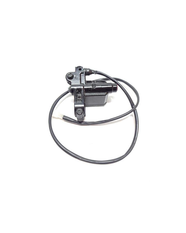 Yamaha Aerox, bromscylinder fram