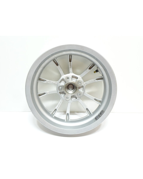 Vespa Primavera, framfälg 2