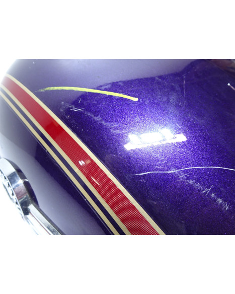 Kawaski VN800, bränsletank