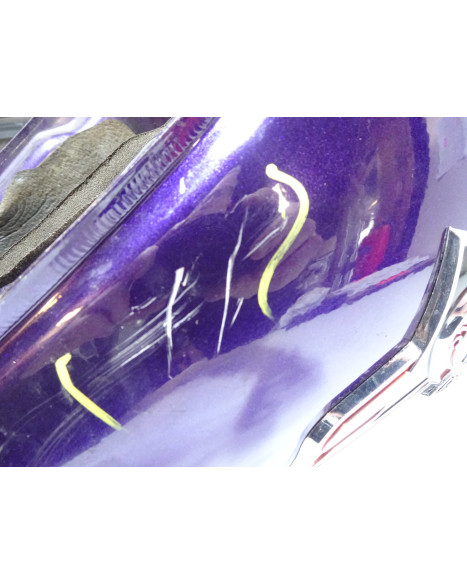 Kawaski VN800, bränsletank