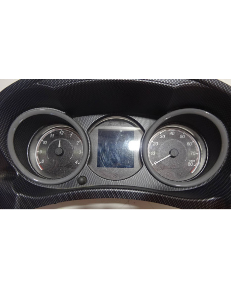 Ligier JS50, instrumentpanel