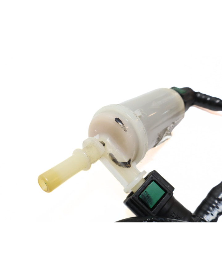 KTM 125 Duke, bränsleslang