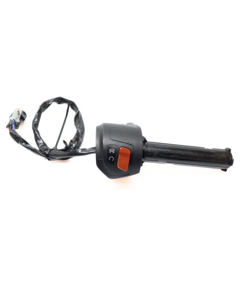 KTM 125 Duke, omkopplare med gashandtag höger