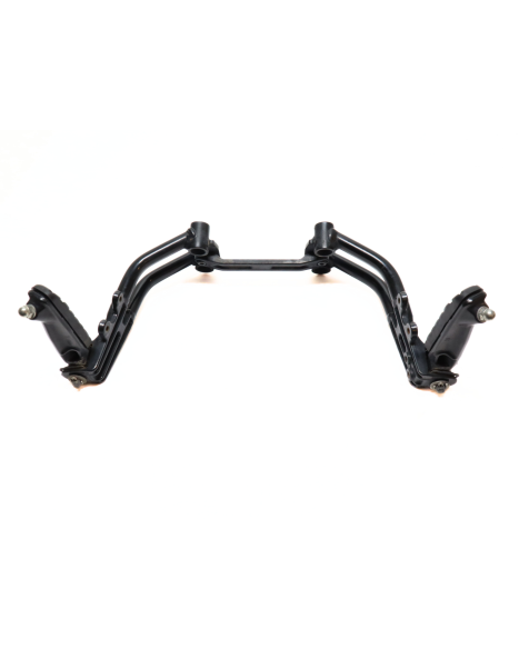 KTM 125 Duke, passagerarfotpinne komplett (par)