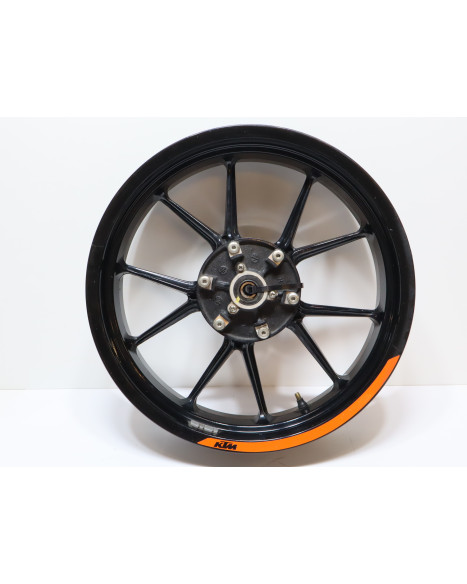 KTM 125 Duke, bakfälg