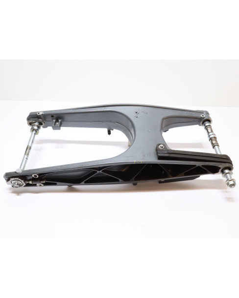 KTM 125 Duke, sving 2