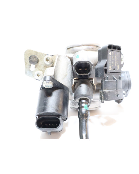 KTM 125 Duke, gasspjäll/insprut