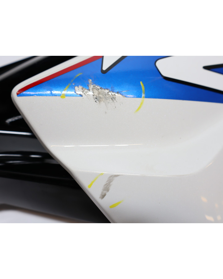 BMW G310R, främre sidokåpa höger