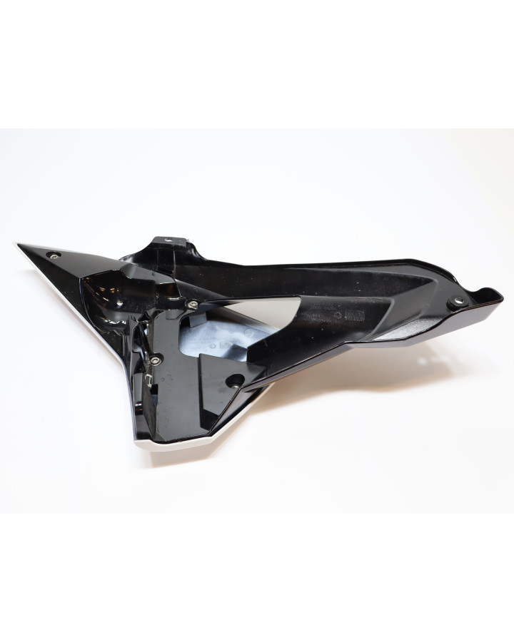 BMW G310R, främre sidokåpa höger