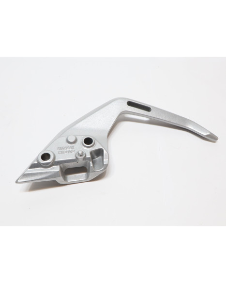 BMW G310R, passagerarhandtag höger