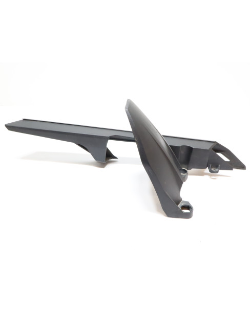 KTM 125 Duke, kedjeskydd 2